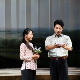 ‘전쟁과 인간’…ACC 공연 ‘남편 없는 부두’ / 베트남 한국 합작 연극