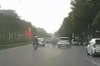 하노이시: 무면허 10대가 음주 운전하다 교통 사고로 1명 사망, 7명 부상