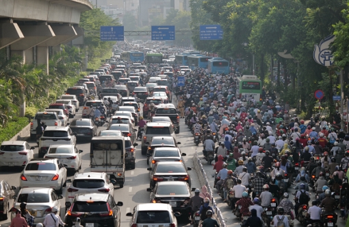 베트남 대도시에서 다시 재현되고 있는 교통 지옥 현장…, 대중교통은 침체
