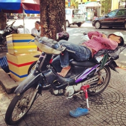 외국인 관광객들에게 신기한  베트남 사람들의 ‘낮잠’ 이모저모