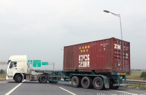 베트남에서 운전하기: 고속도로에서 무슨일이?