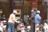 베트남 : 휘발유 1리터당 800동 가격  인상
