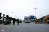 하롱시: 코로나 방역 위해 도로 출입구에 통제소 설치.., 모든 차량 출입 통제